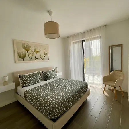 Stupendo In Fiera Milano-up Town Apartman